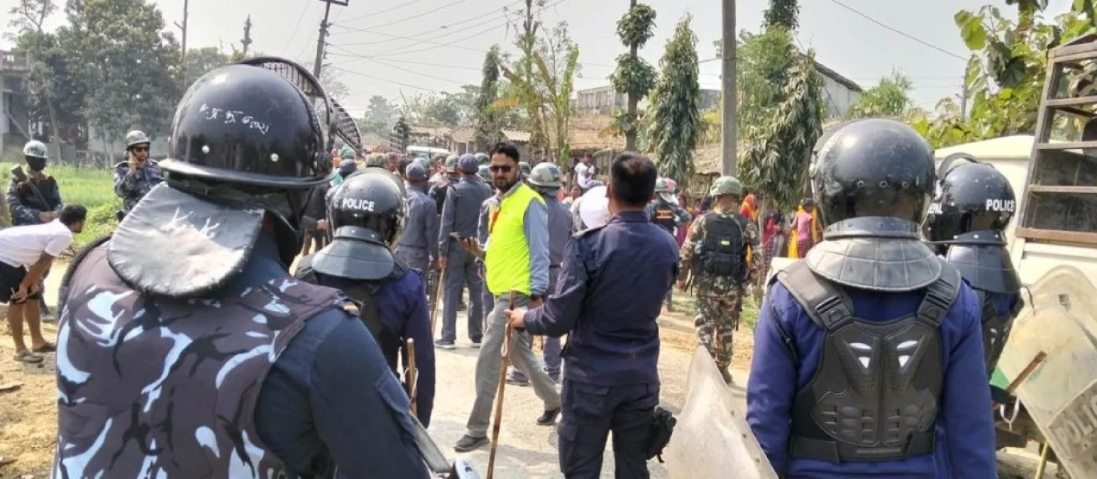 सर्लाहीको बलरा–४ मतदान केन्द्रमा विवाद, मतदान रोकियो